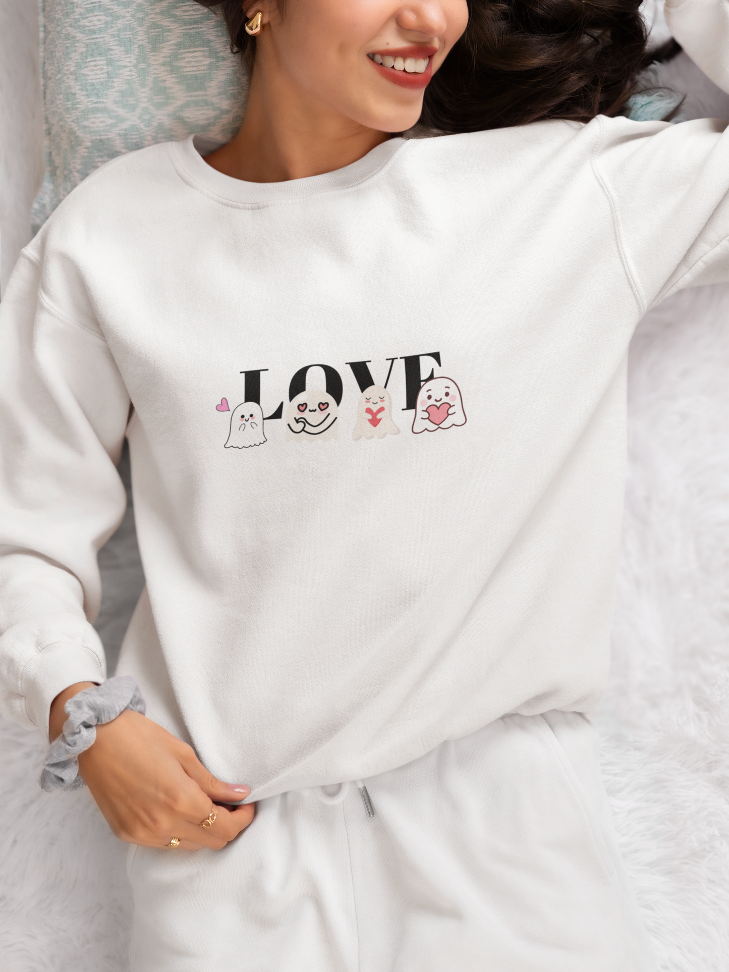 Cute Ghosts 'Love' Unisex Sweatshirt