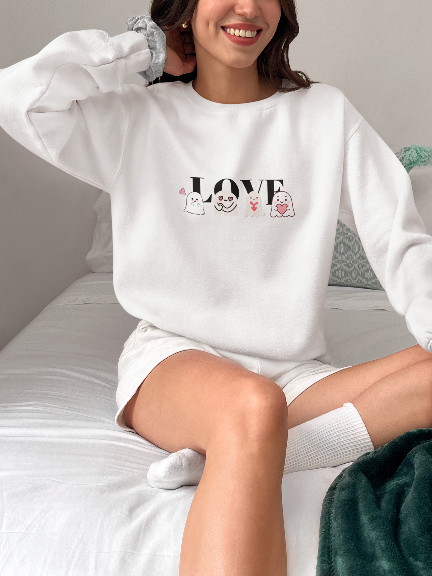 Cute Ghosts 'Love' Unisex Sweatshirt